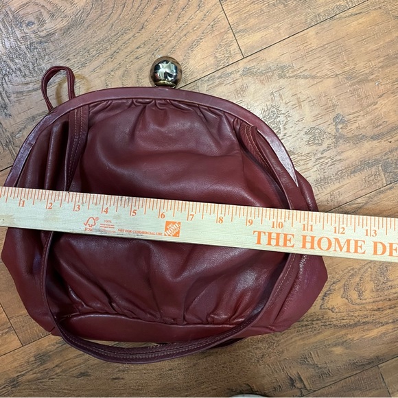 Vintage red leather ball clasp close purse canvas lined attach coin bag straps - Picture 7 of 16